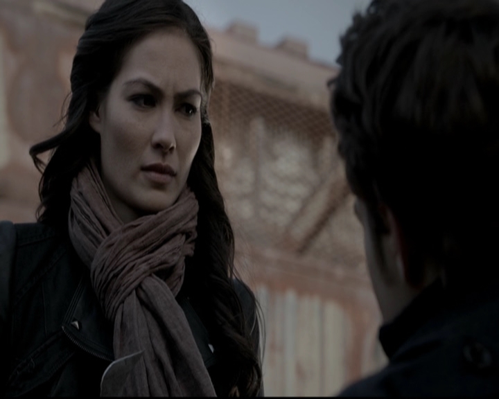 VampireDiariesWorld-dot-org_5x16WhileYouWereSleeping1685.jpg