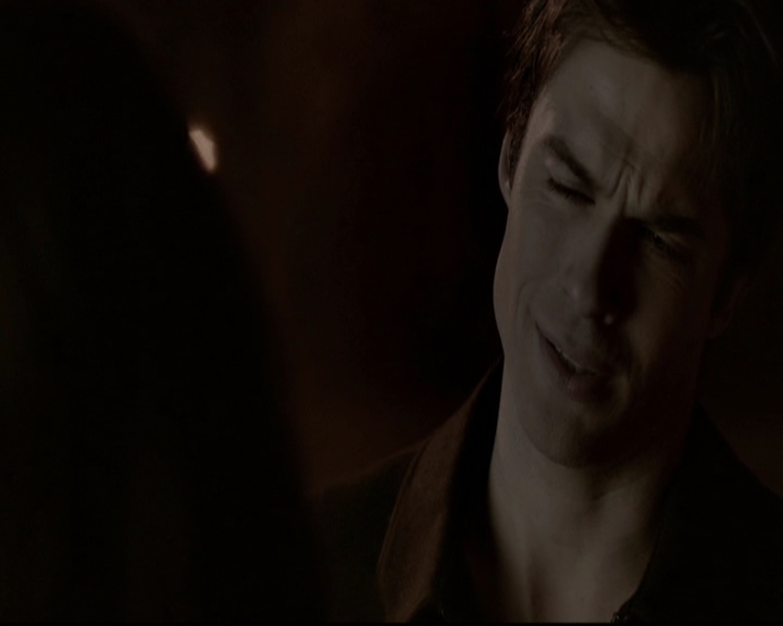 VampireDiariesWorld-dot-org_5x16WhileYouWereSleeping1948.jpg