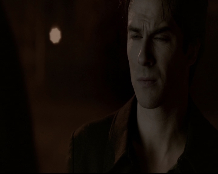 VampireDiariesWorld-dot-org_5x16WhileYouWereSleeping1951.jpg