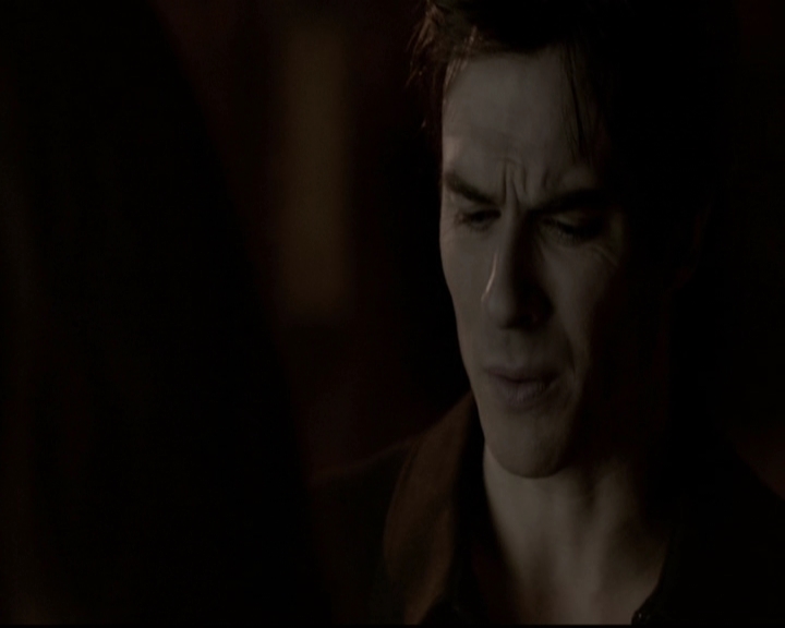 VampireDiariesWorld-dot-org_5x16WhileYouWereSleeping1973.jpg