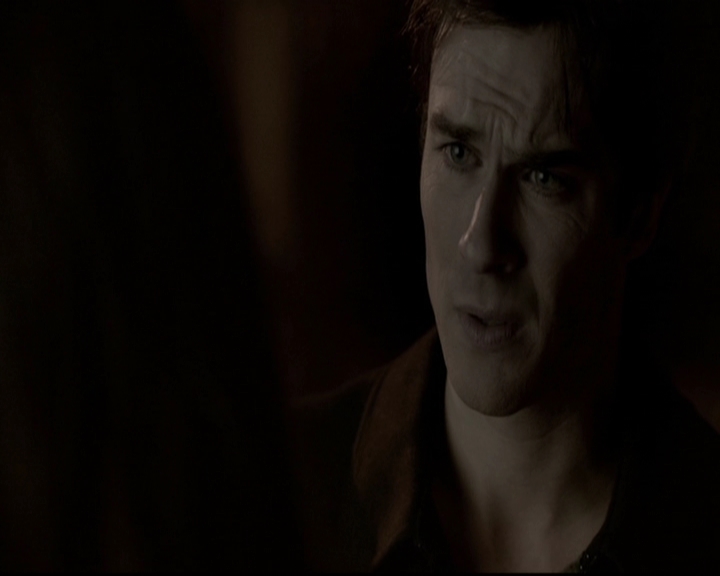 VampireDiariesWorld-dot-org_5x16WhileYouWereSleeping1975.jpg