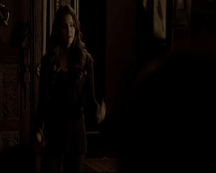 VampireDiariesWorld-dot-org_5x16WhileYouWereSleeping2226.jpg