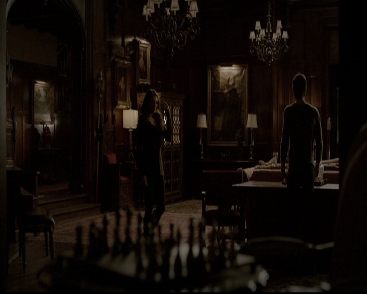 VampireDiariesWorld-dot-org_5x16WhileYouWereSleeping2229.jpg