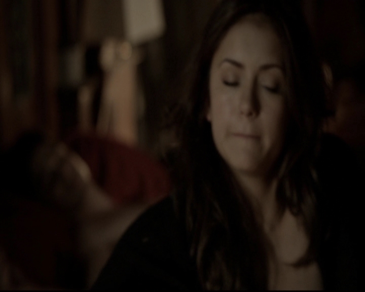 VampireDiariesWorld-dot-org_5x17RescueMe0137.jpg