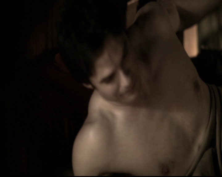 VampireDiariesWorld-dot-org_5x17RescueMe0140.jpg