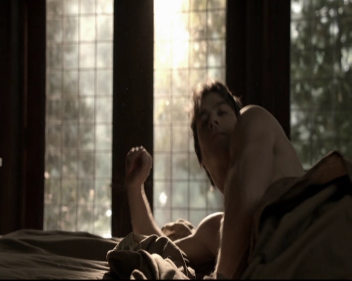 VampireDiariesWorld-dot-org_5x17RescueMe0167.jpg