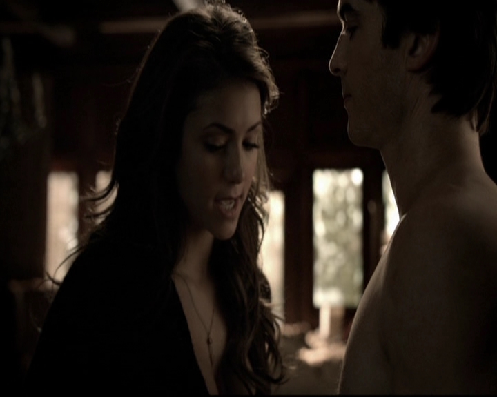 VampireDiariesWorld-dot-org_5x17RescueMe0183.jpg