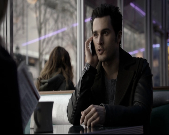 VampireDiariesWorld-dot-org_5x17RescueMe0202.jpg