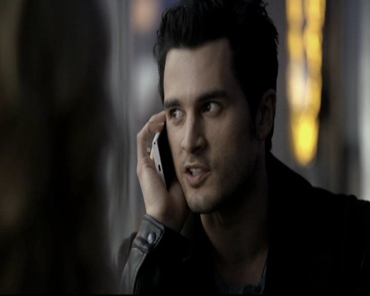 VampireDiariesWorld-dot-org_5x17RescueMe0210.jpg