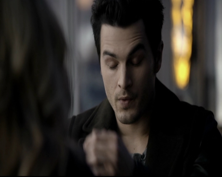 VampireDiariesWorld-dot-org_5x17RescueMe0241.jpg