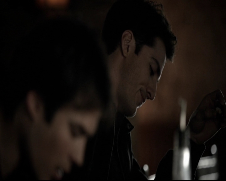 VampireDiariesWorld-dot-org_5x17RescueMe0271.jpg