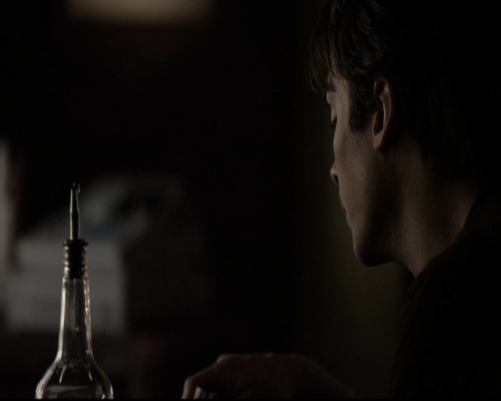 VampireDiariesWorld-dot-org_5x17RescueMe0312.jpg