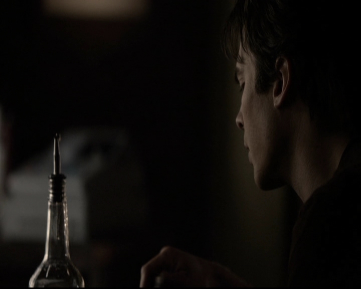 VampireDiariesWorld-dot-org_5x17RescueMe0313.jpg