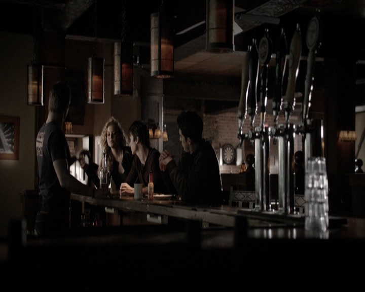 VampireDiariesWorld-dot-org_5x17RescueMe0321.jpg