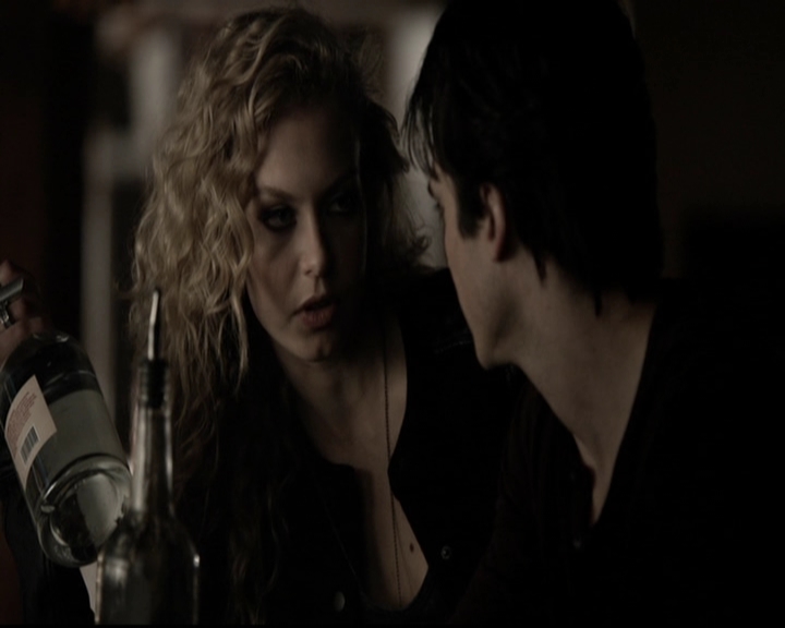 VampireDiariesWorld-dot-org_5x17RescueMe0332.jpg