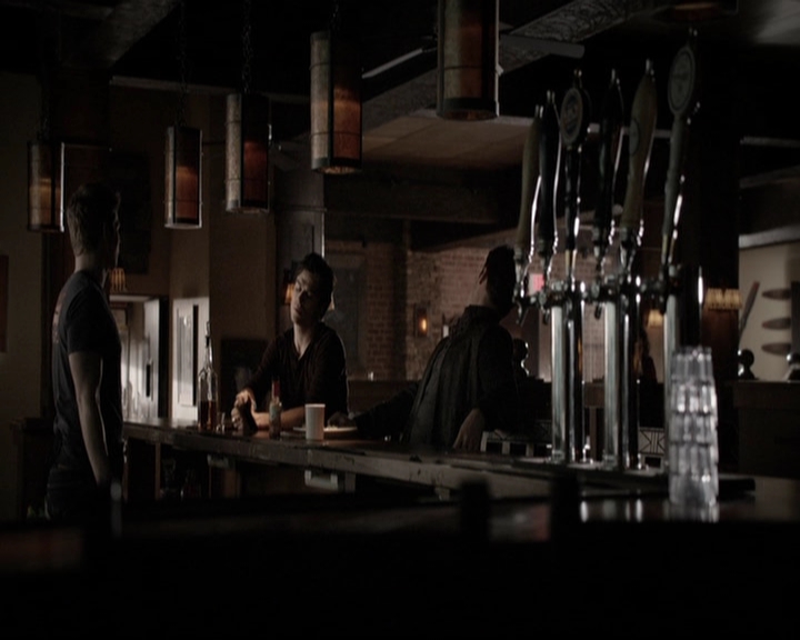 VampireDiariesWorld-dot-org_5x17RescueMe0339.jpg