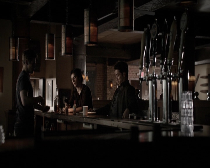 VampireDiariesWorld-dot-org_5x17RescueMe0341.jpg