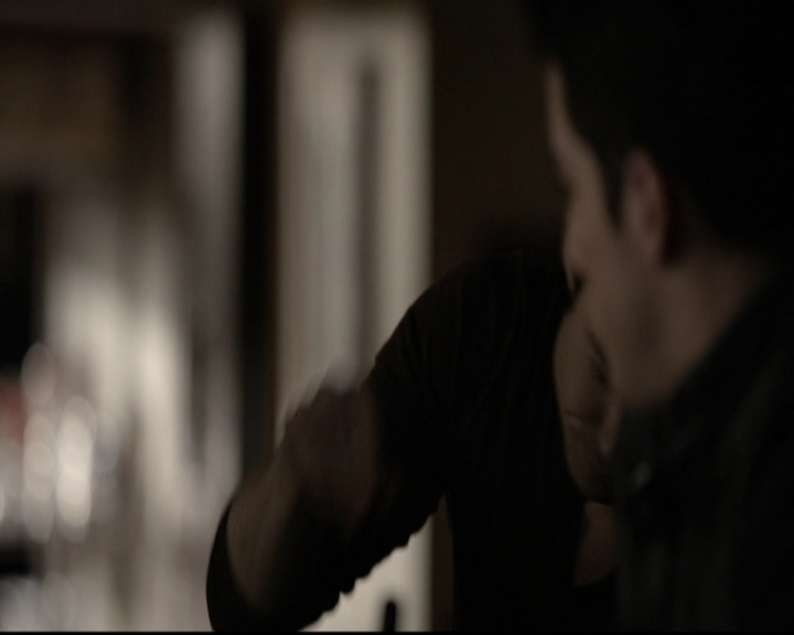 VampireDiariesWorld-dot-org_5x17RescueMe0355.jpg