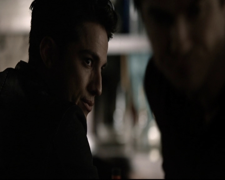 VampireDiariesWorld-dot-org_5x17RescueMe0356.jpg