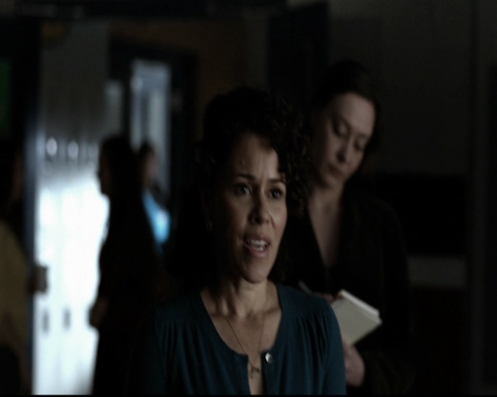 VampireDiariesWorld-dot-org_5x17RescueMe0367.jpg