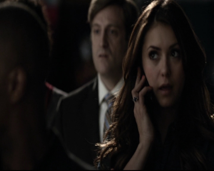 VampireDiariesWorld-dot-org_5x17RescueMe0394.jpg