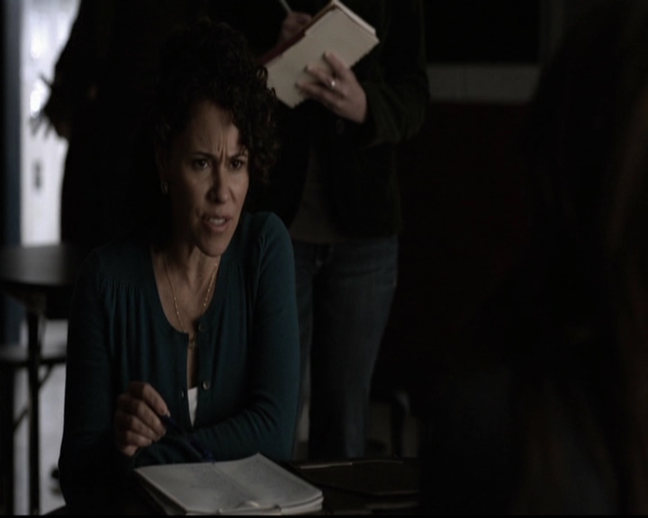 VampireDiariesWorld-dot-org_5x17RescueMe0437.jpg