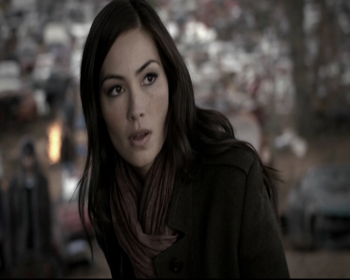 VampireDiariesWorld-dot-org_5x17RescueMe0709.jpg