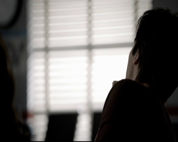 VampireDiariesWorld-dot-org_5x17RescueMe0718.jpg