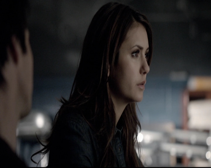 VampireDiariesWorld-dot-org_5x17RescueMe0804.jpg