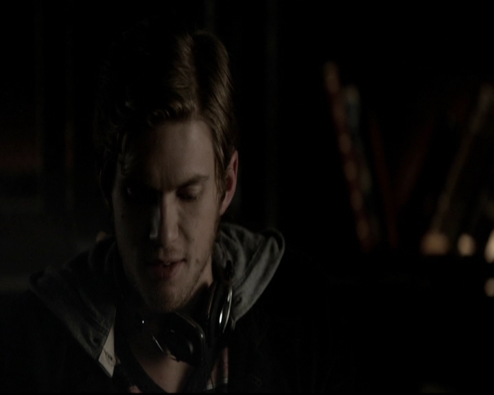 VampireDiariesWorld-dot-org_5x17RescueMe0886.jpg