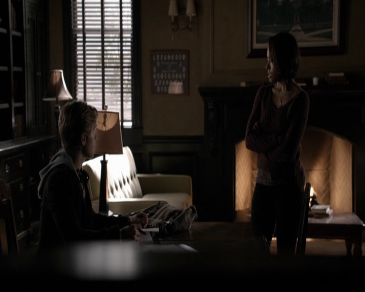 VampireDiariesWorld-dot-org_5x17RescueMe0902.jpg