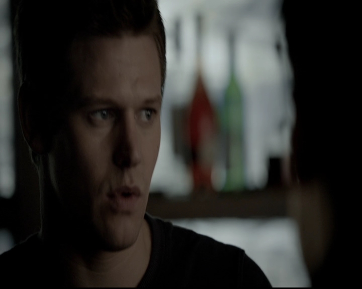 VampireDiariesWorld-dot-org_5x17RescueMe0933.jpg