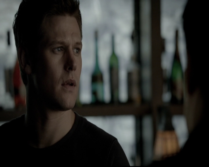 VampireDiariesWorld-dot-org_5x17RescueMe0950.jpg