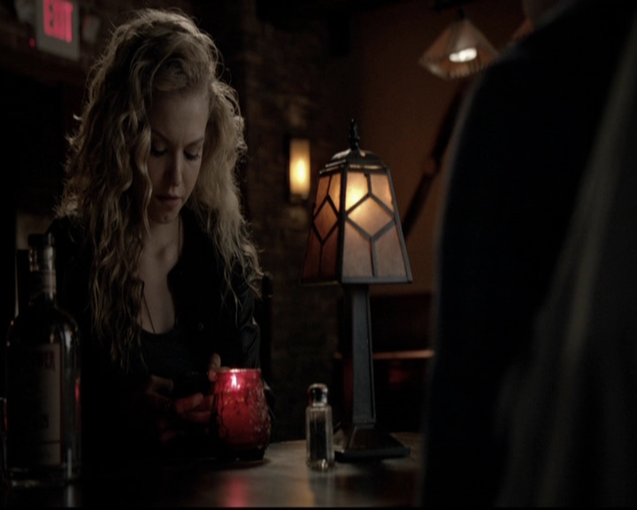 VampireDiariesWorld-dot-org_5x17RescueMe1002.jpg