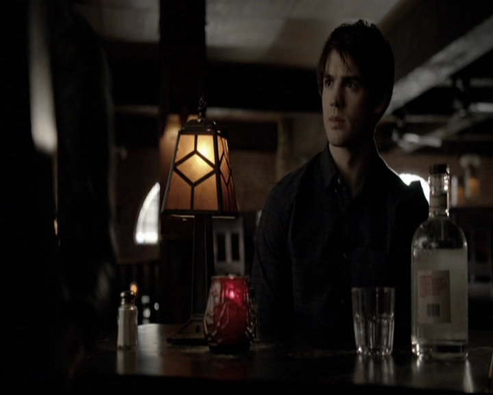 VampireDiariesWorld-dot-org_5x17RescueMe1005.jpg