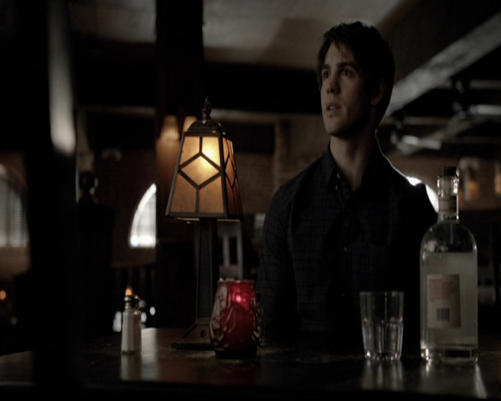 VampireDiariesWorld-dot-org_5x17RescueMe1006.jpg