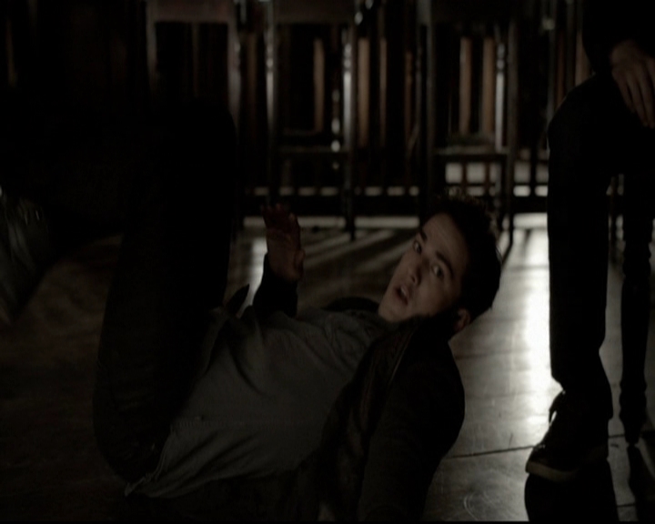 VampireDiariesWorld-dot-org_5x17RescueMe1016.jpg