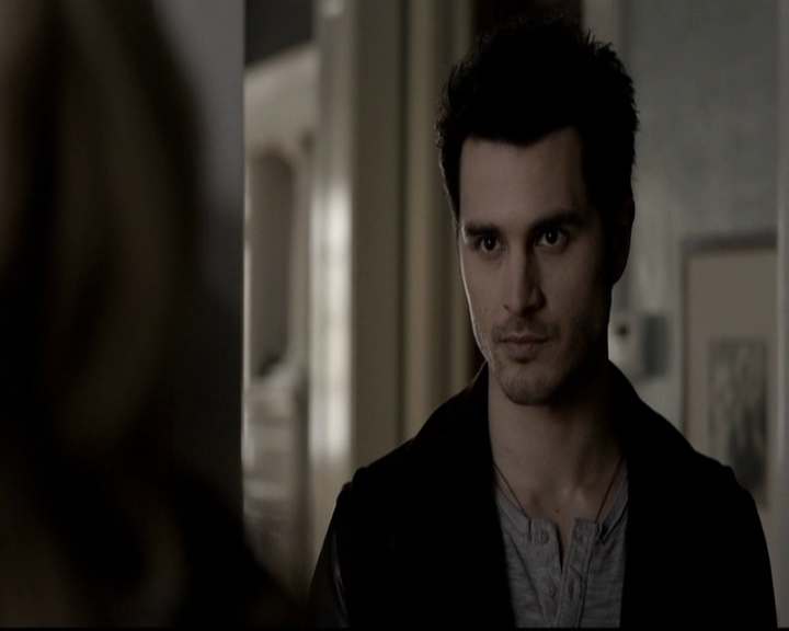 VampireDiariesWorld-dot-org_5x17RescueMe1111.jpg