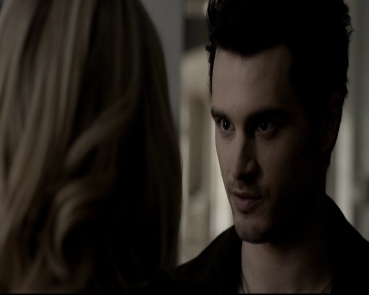 VampireDiariesWorld-dot-org_5x17RescueMe1124.jpg