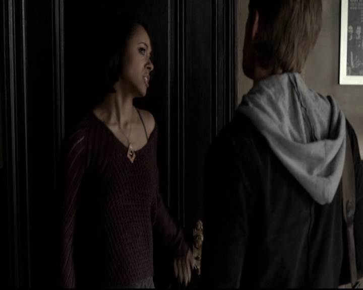 VampireDiariesWorld-dot-org_5x17RescueMe1261.jpg