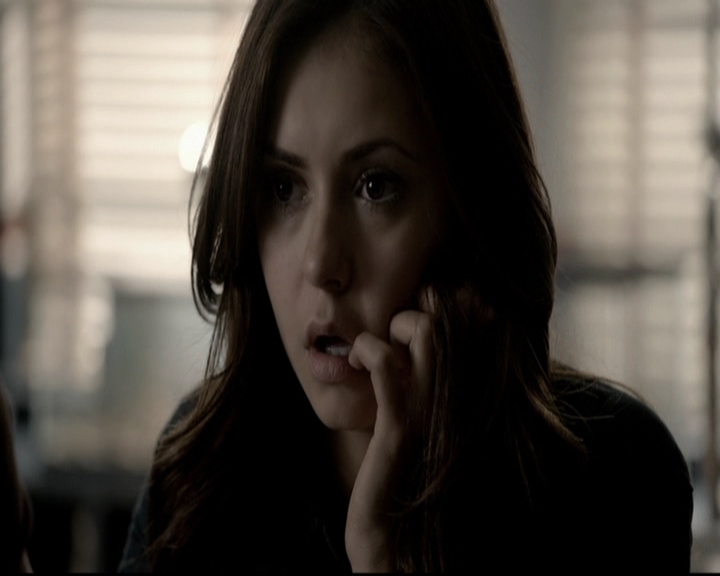 VampireDiariesWorld-dot-org_5x17RescueMe1328.jpg