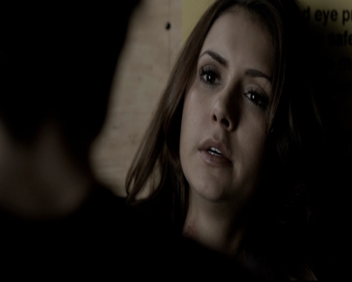 VampireDiariesWorld-dot-org_5x17RescueMe1406.jpg