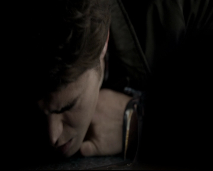 VampireDiariesWorld-dot-org_5x17RescueMe1472.jpg