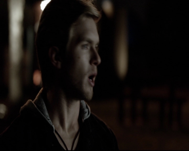 VampireDiariesWorld-dot-org_5x17RescueMe1619.jpg