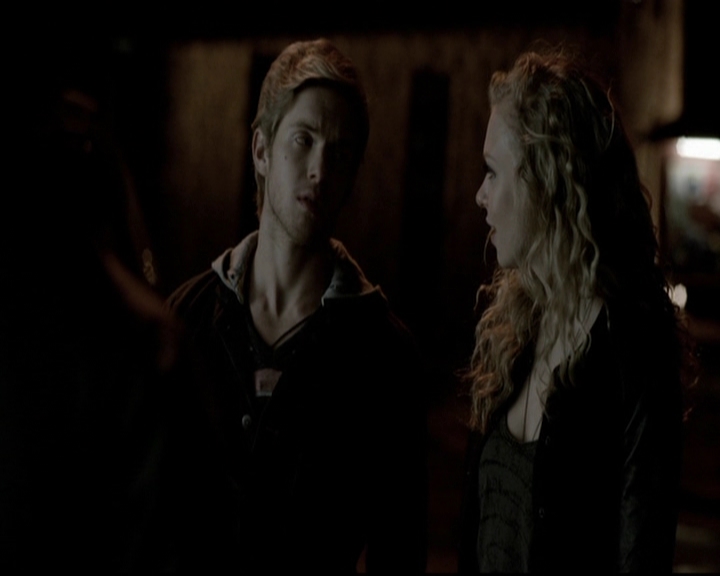 VampireDiariesWorld-dot-org_5x17RescueMe1724.jpg