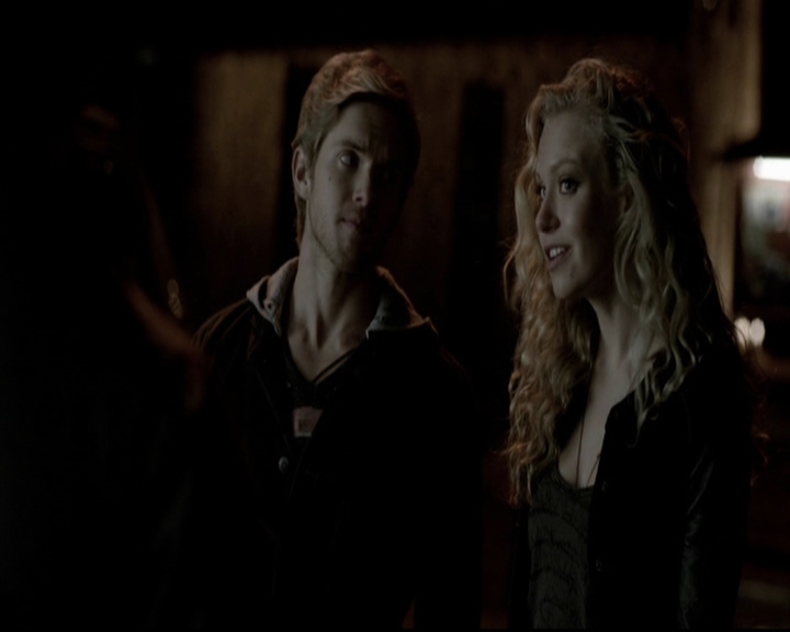 VampireDiariesWorld-dot-org_5x17RescueMe1725.jpg