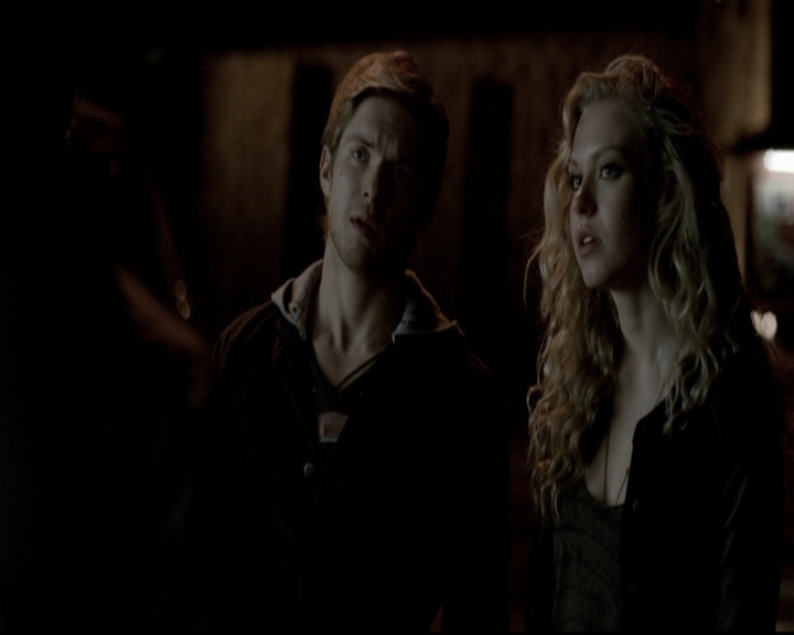 VampireDiariesWorld-dot-org_5x17RescueMe1729.jpg