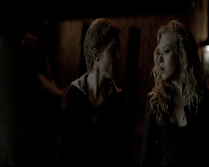 VampireDiariesWorld-dot-org_5x17RescueMe1740.jpg