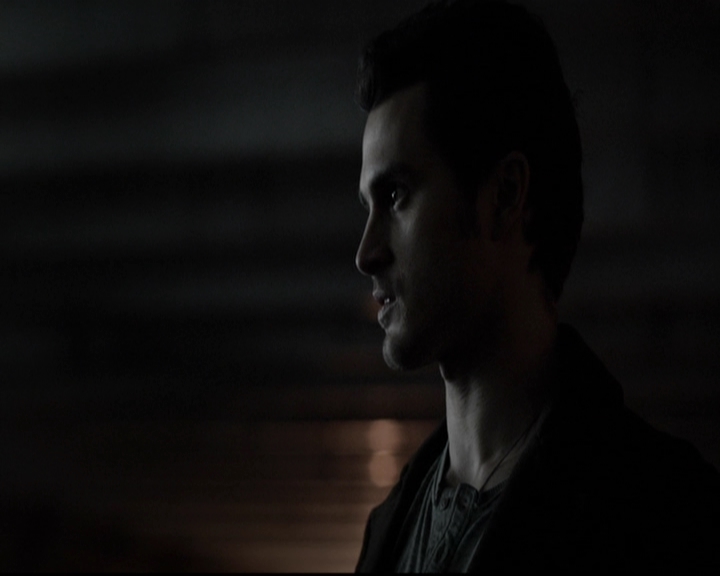 VampireDiariesWorld-dot-org_5x17RescueMe1762.jpg