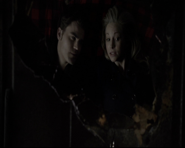 VampireDiariesWorld-dot-org_5x17RescueMe1961.jpg